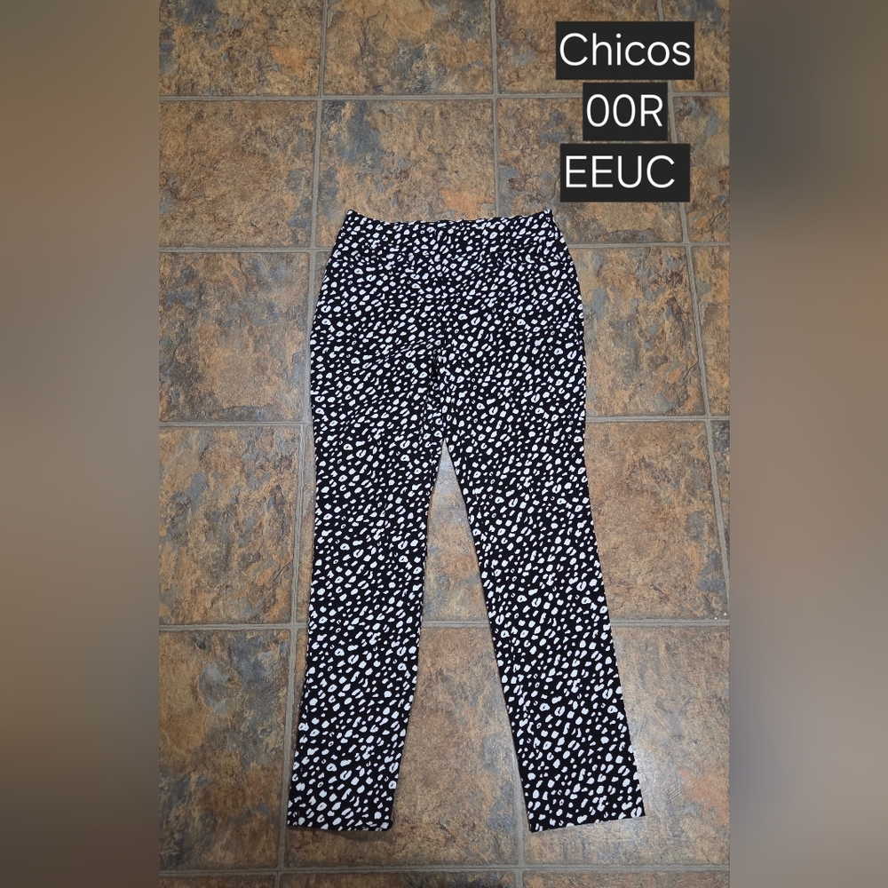 Chico's Monochrome Patterned Ankle Pants